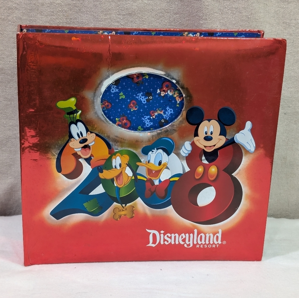 2008 Disneyland Resort Photo Album 4" x 6" Photos Vacation Adventure California